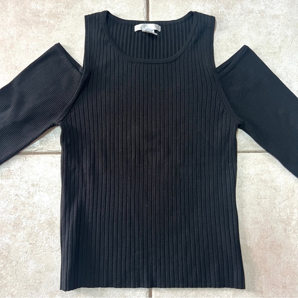 Design History Cold-Shoulder Silk Blend Sweater - Picture 5 of 10